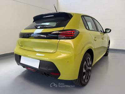 Peugeot 208 1.2 puretech Style s&amp;s 100cv Giallo usata Scarmagno