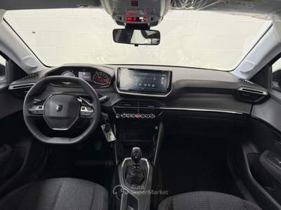 Peugeot 208 1.2 puretech Style s&amp;s 100cv Nero usata Scarmagno