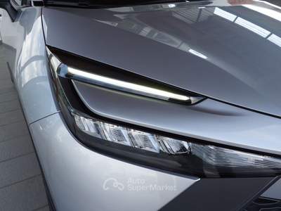 Toyota C-HR 1.8 hev Active fwd e-cvt Argento usata Pordenone