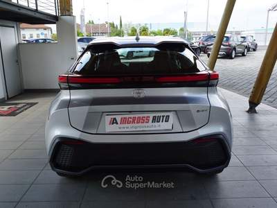 Toyota C-HR 1.8 hev Active fwd e-cvt Argento usata Pordenone