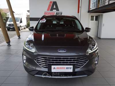 Ford Kuga 1.5 ecoblue Titanium Business 2wd 120cv auto Grigio usata Pordenone