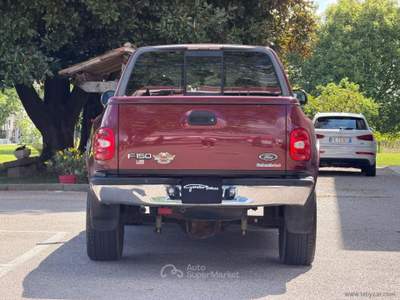 Ford F-150 F-150 LARIAT TRITON V8 4WD SUPER CAB FLARESIDE GPL–COMMERCIANTI Lilla usata San Vendemiano