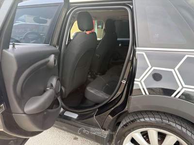 MINI Clubman 1.5 Business 5p, NEOPATENTATI OK! Nero usata Codroipo