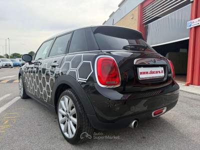 MINI Clubman 1.5 Business 5p, NEOPATENTATI OK! Nero usata Codroipo