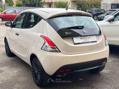 Lancia Ypsilon Ypsilon 1.2 69 CV 5p. GPL Ecochic Ele.Bl Beige usata Bernalda
