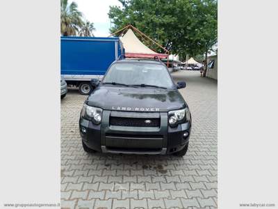 Land Rover Freelander Freelander 2.0 Td4 S.W. SE Verde usata Nova Siri