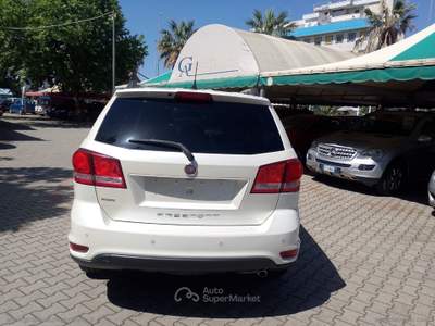 Fiat Freemont Freemont 2.0 Multijet 170 CV Lounge Bianco usata Nova Siri