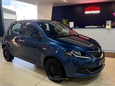 Lancia Ypsilon Ypsilon 1.0 FireFly 5pS&S Hyb. Eco Silv. usata Osio Sopra