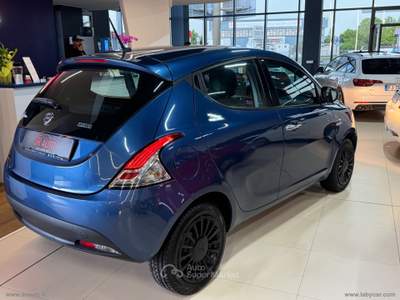 Lancia Ypsilon Ypsilon 1.0 FireFly 5pS&S Hyb. Eco Silv. usata Osio Sopra
