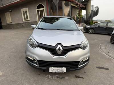 Renault Captur Captur 1.5 dCi 8V 90 CV S&S Ener. R-Link Argento usata SANTA MARIA NUOVA