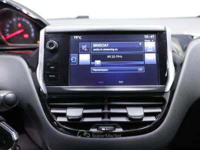 Peugeot 208 1.2 BENZINA PURETECH 82CV 5 PORTE ACTIVE Bianco usata Brescia