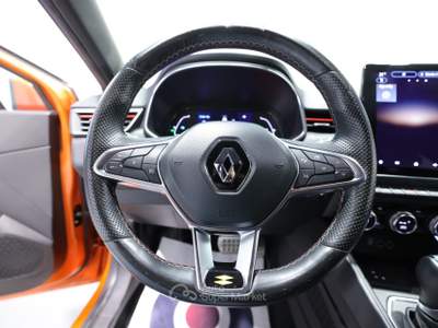 Renault Clio FULL HYBRID E-TECH 140 CV 5 PORTE R.S. LINE Arancione usata Brescia