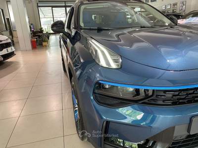 Lynk & Co 01 PHEV Blu/Azzurro usata Padova