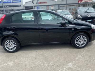 Fiat Punto 1.2 8V 5 PORTE STREET 69cv Nero usata Napoli