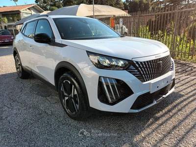 Peugeot 2008 1200 PURETECH ALLURE 130CV EAT8 CARPLAY ITALIA Bianco usata Roma