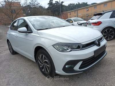 Volkswagen Polo 1000 TSI EDITION PLUS 95CVCARPLAY CAM VETRSCUR ITA Bianco usata Roma