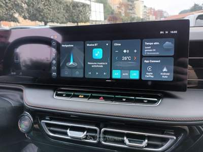 MG HS 1500 T-GDI AT LUXURY 170CV PELLE"19 CAM360 ITALIA Bronzo usata Vetralla