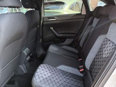 Volkswagen Taigo 1500 TSI R-LINE PLUS 150CV DSG CARPLAY MATRIX ITA Beige usata Pistoia
