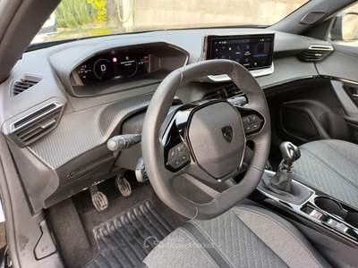 Peugeot 2008 1200 PURETECH ALLURE 100CV CARPLAY VETRI SCURI"17  Nero usata Vetralla