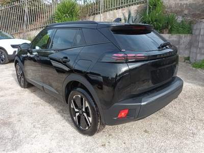 Peugeot 2008 1200 PURETECH ALLURE 100CV CARPLAY VETRI SCURI"17  Nero usata Vetralla