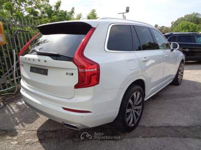 Volvo XC90 B5 D MOMENTUM AWD AUTOM 7POSTI NAVI CAM"20 ITALIA Bianco usata Vetralla