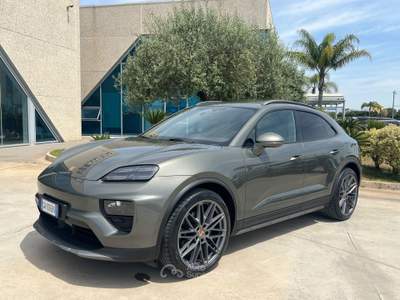 Porsche Macan EV 4 - possibilità noleggio no scoring Oro usata Gela