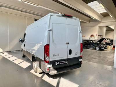 Iveco Daily 35S12V 2.3 HPT PM-SL-TM FURGON Bianco usata Megliadino San Vitale