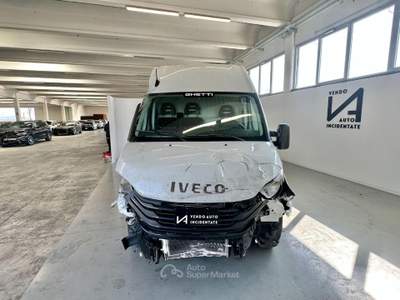 Iveco Daily 35S12V 2.3 HPT PM-SL-TM FURGON Bianco usata Megliadino San Vitale