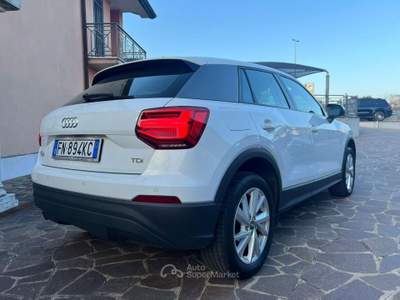 Audi Q2 1.6 TDI S tronic Business Bianco usata Monselice