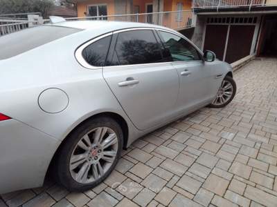 Jaguar XF pastiglie dei freni appena cambiate ecc usata Bra
