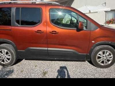 Peugeot Rifter Vendo Peugeot Rifter in ottime condizioni. Arancione usata Duino Aurisina