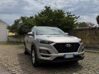 Hyundai Tucson Hyundai Tucson 1.6 CRDi (Ottobre 2018) – Unico Proprietario Beige usata Taviano