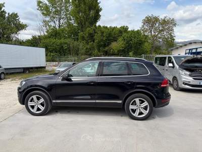 Volkswagen Touareg non fumatore, gancio traino usata L'AQUILA