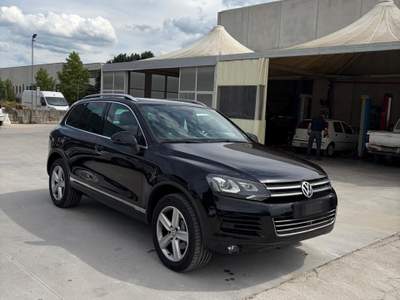 Volkswagen Touareg non fumatore, gancio traino usata L'AQUILA