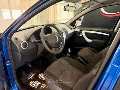 Dacia Sandero Lauréate Blu/Azzurro usata Rimini