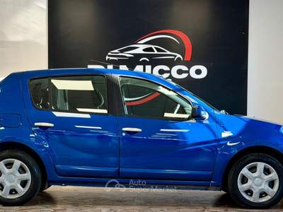 Dacia Sandero Lauréate Blu/Azzurro usata Rimini