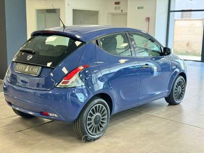 Lancia Ypsilon OTTIMA PER NEOPATETATI Blu/Azzurro usata Verrone