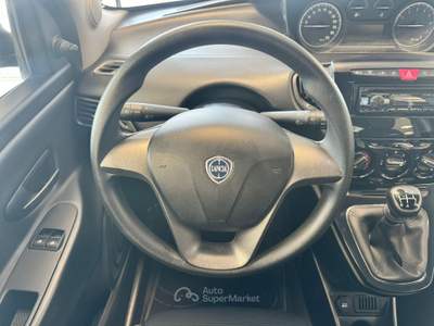 Lancia Ypsilon OTTIMA PER NEOPATETATI Blu/Azzurro usata Verrone