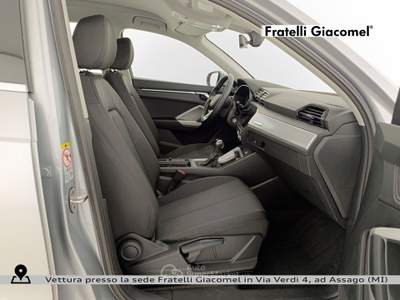 Audi Q3 40 2.0 tdi business advanced quattro 200cv s-tronic Argento usata Assago