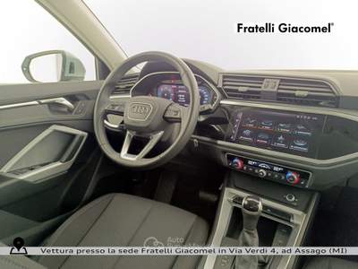 Audi Q3 40 2.0 tdi business advanced quattro 200cv s-tronic Argento usata Assago
