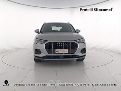 Audi Q3 40 2.0 tdi business advanced quattro 200cv s-tronic Argento usata Assago