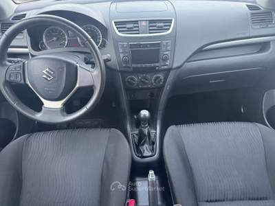 Suzuki Swift SUZUKI SWIFT Bianco usata Formia