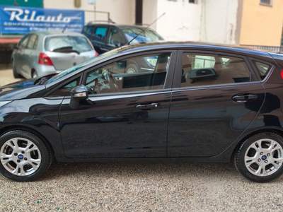 Ford Fiesta 1.5 tdci Titanium 5p 75cv Nero usata SAN MARTINO SICCOMARIO