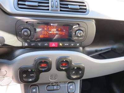 Fiat Panda 0.9 TwinAir Turbo Natural Power City Life CLIMA AU Grigio usata Tolentino