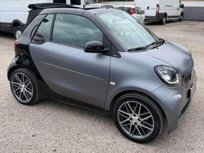 Smart ForTwo Fortwo Cabrio 0.9 t Brabus Edition 90cv twinamic Grigio usata Ardea
