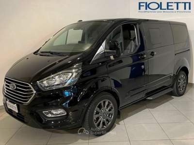 Ford Tourneo Custom tourneo custom 320 2.0 tdci 130cv Titanium L1H1 E6.2 Nero usata Manerbio