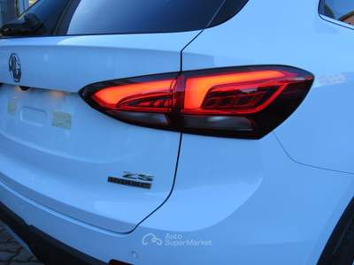 MG ZS 1.5 Hybrid+ Luxury - PRONTA CONSEGNA Bianco usata Seregno
