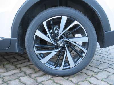 MG ZS 1.5 Hybrid+ Luxury - PRONTA CONSEGNA Bianco usata Seregno