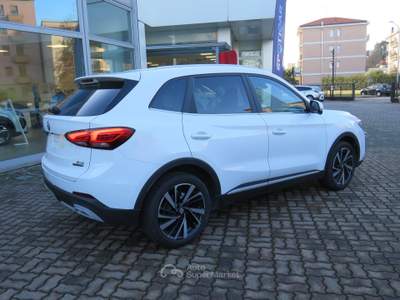 MG ZS 1.5 Hybrid+ Luxury - PRONTA CONSEGNA Bianco usata Seregno
