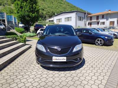 Lancia Ypsilon Ypsilon 1.2 Gold ecochic Gpl 69cv Nero usata Prevalle
